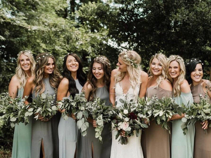 the-hottest-bridesmaids-dresses-trends-20222023