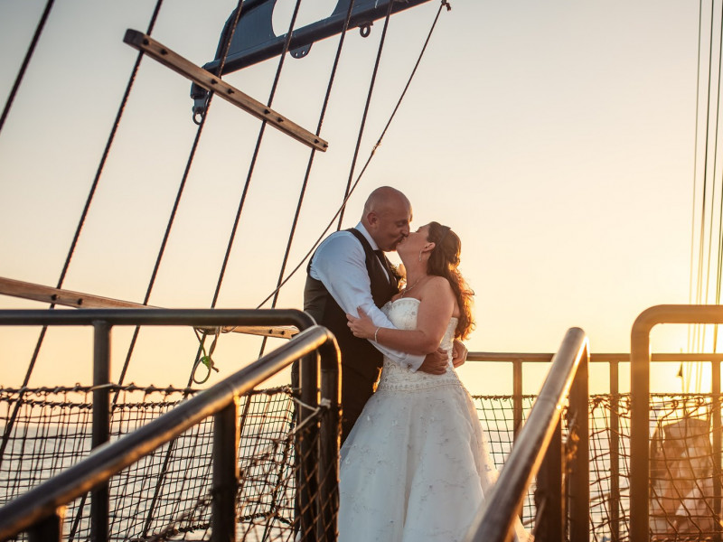 exclusive-yacht-weddings