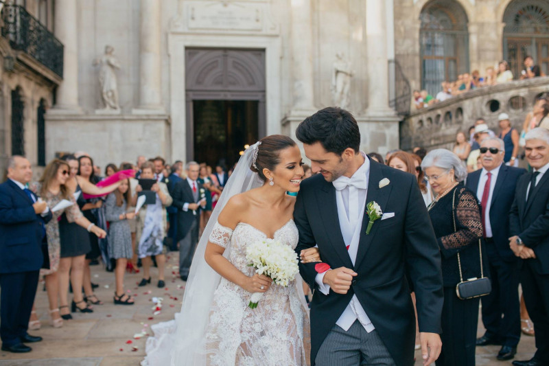 get-married-wedding-planner
