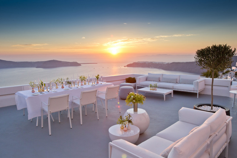 grace-hotel-santorini