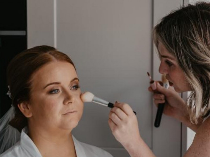 hayley-chambers-make-up
