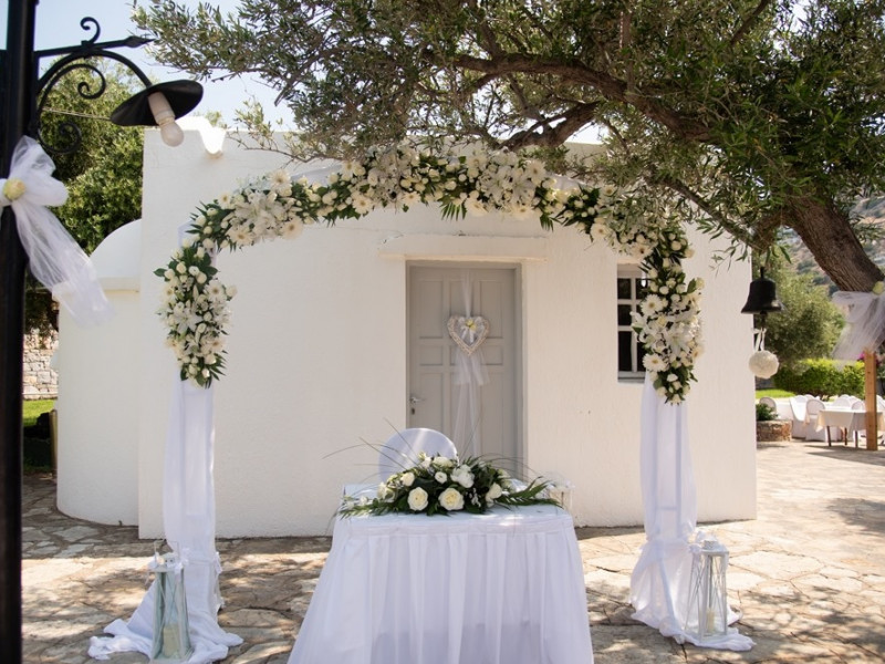 aquila-hotels-resorts
