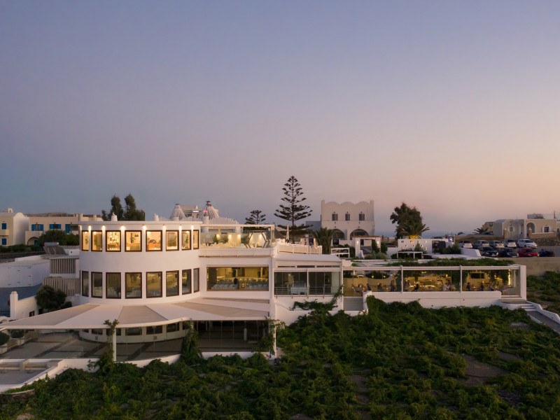 pyrgosrestaurant-santorini