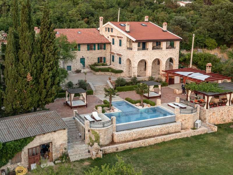 talici-hill-rustic-villas